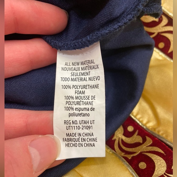 Disney Boy’s Sleeping Beauty Prince Phillip Costume - Picture 8 of 14